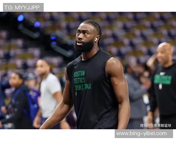 杰伦布朗强调年轻锋线心态稳定继续为他们提供支持与成长机会